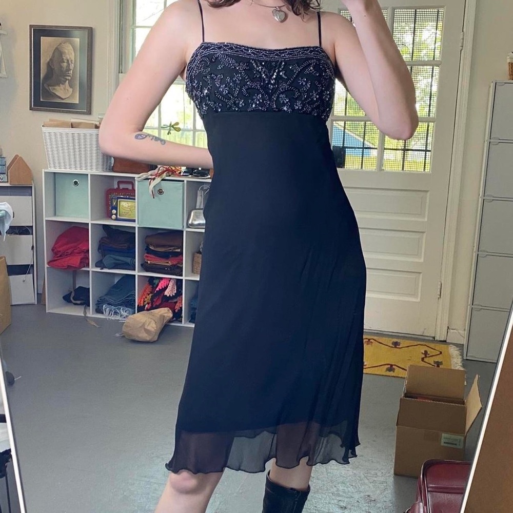 Pretty vintage 90s 100% silk beaded black dress with matching beaded silk shawl!